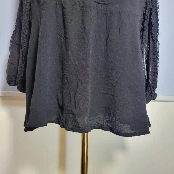 Torrid Size 0 Classic Black Tie V Neck Lace Longsleeve Lightweight Blouse - Picture 5 of 10